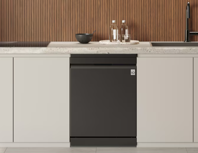 LG DFC237HMS.ABMPLTK Bulaşık Makinesi | QuadWash™ | Ayarlanabilir Raflar | Mat Siyah LG DFC237HMS.ABMPLTK Bulaşık Makinesi | QuadWash™ | Ayarlanabilir Raflar | Mat Siyah